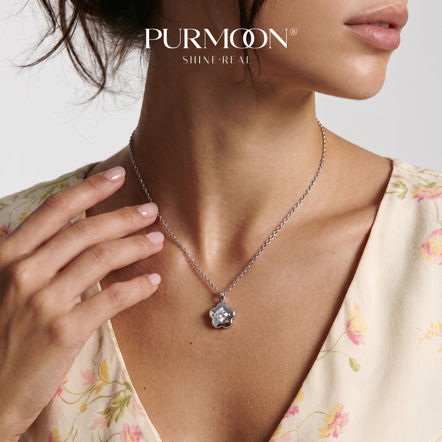 Lumi Spark Necklace